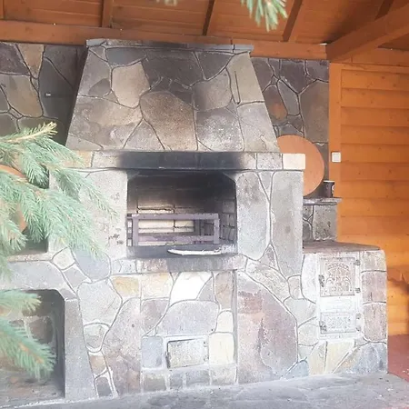 Otel Karpatski Zori *