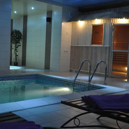 Otel Karpatski Zori *