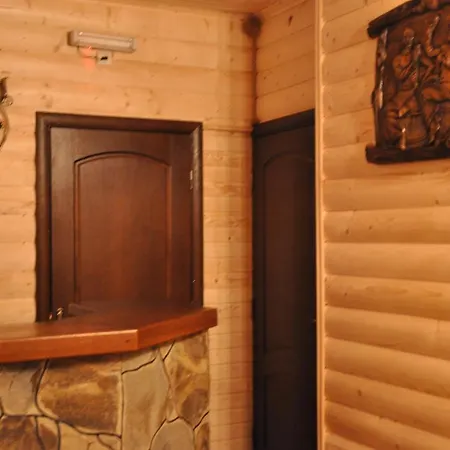 Karpatski Zori Otel Bukovel