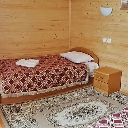 Szálloda Karpatski Zori