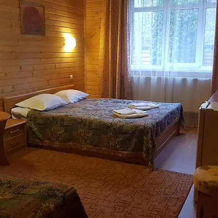 Szálloda Karpatski Zori