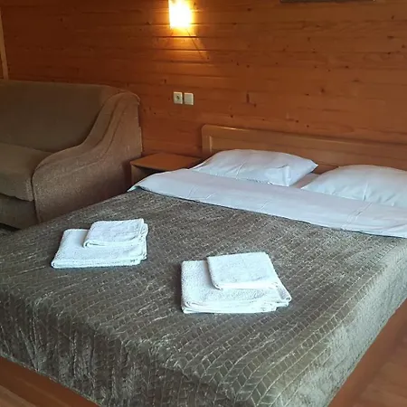 Otel Karpatski Zori *