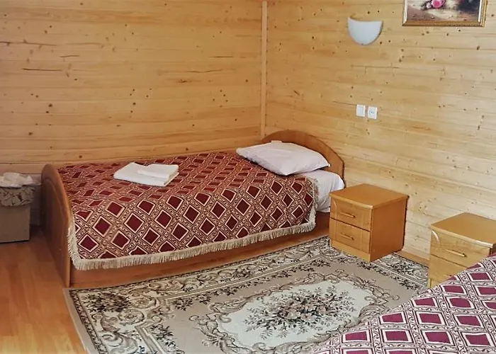 Otel Karpatski Zori