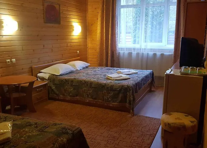 Otel Karpatski Zori