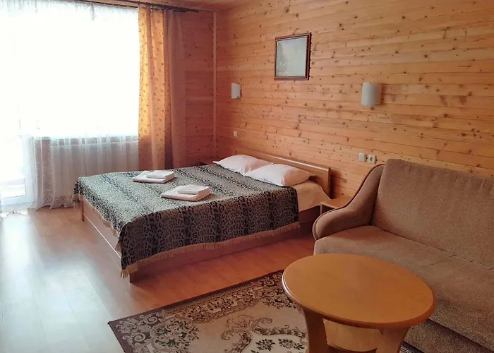 Otel Karpatski Zori