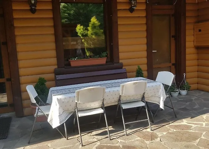 Otel Karpatski Zori